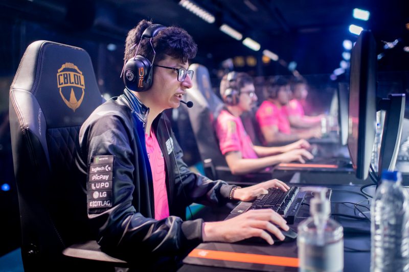 CBLOL 2024: INTZ renova com Yampi e NinjaKiwi - Mais Esports