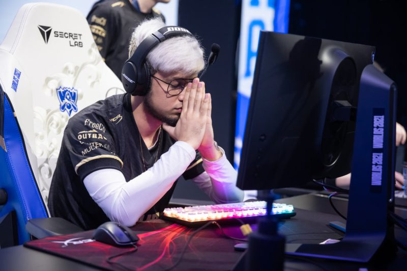Worlds 2021: Titan Vents Personal Fatigue After A Hectic Year But Says “I’m So Proud of Everyone Here”