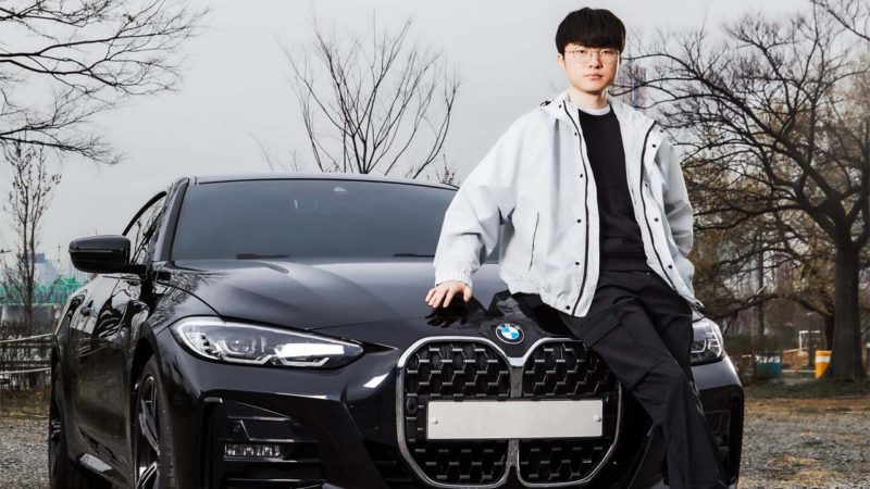 Image of Faker in his BMW