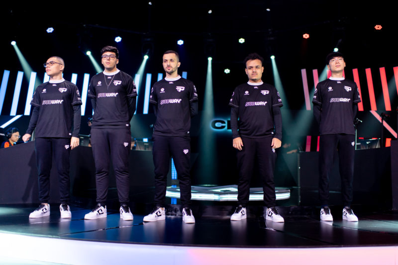 Imagem do tiem da paiN Gaming no CBLOL 2022