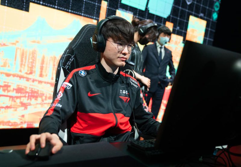 Faker T1 Hexagonal Dia 5 MSI 2022