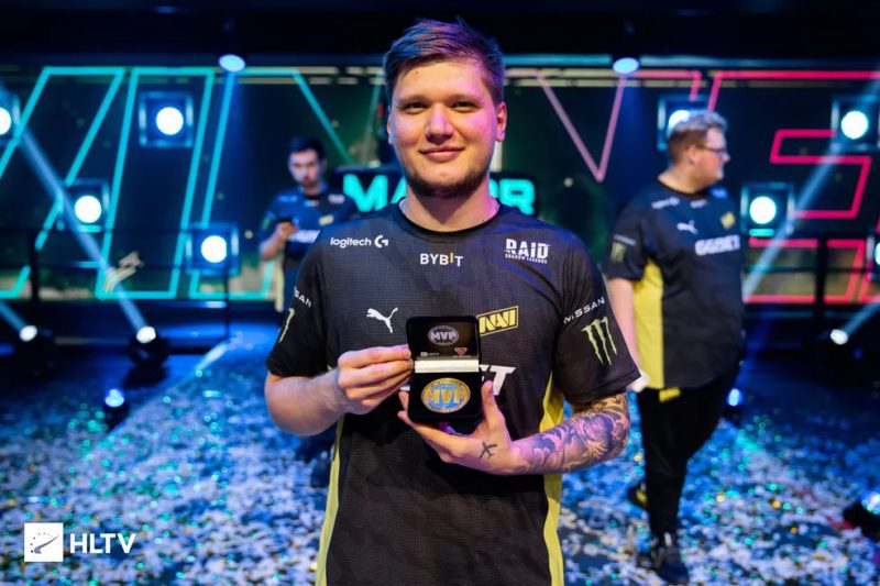 s1mple na Forbes