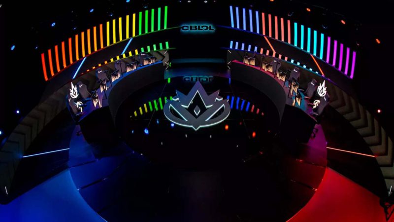 Imagem estúdio do CBLOL 2022