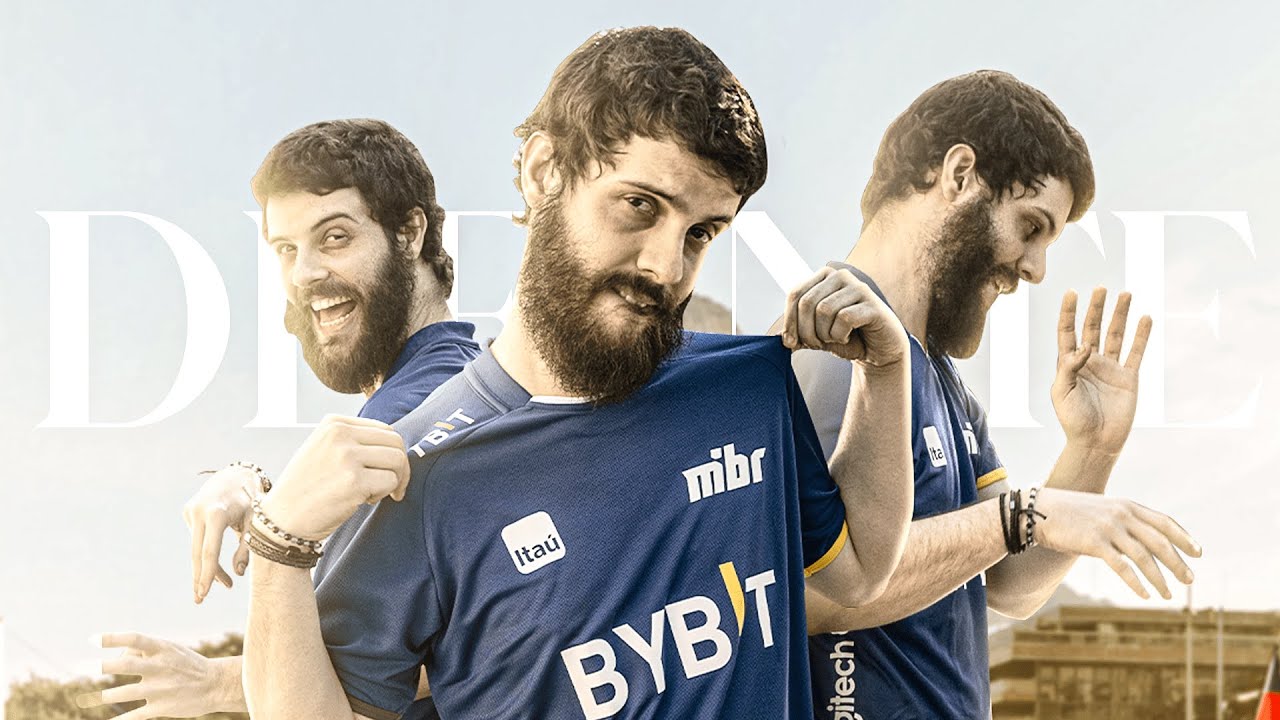 Imagem do diogo DEfante com uniforme do MIBR