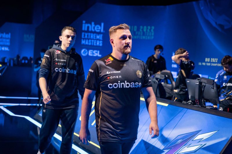 Foto do time da BIG, que venceu sua partida pela BLAST Premier Spring 2023