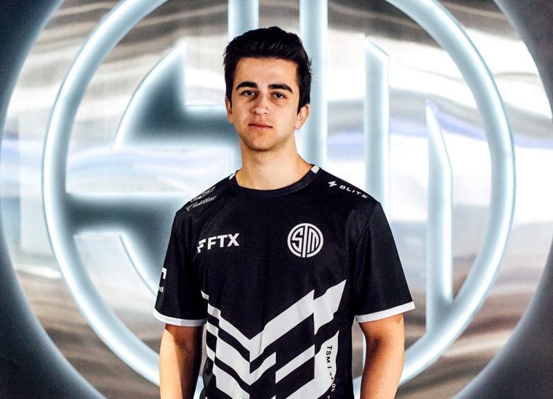 EpikWhale, pro player de Fortnite pela TSM