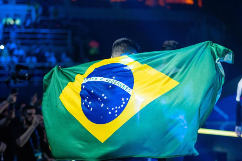 equipe brasileira da furia em evento tier-s