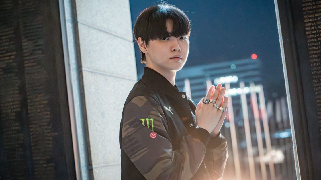 Na foto, o mid-laner da Gen.G, Chovy