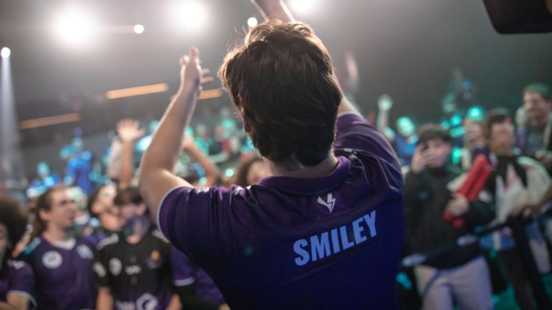 Na foto, SMILEY, ADC da VKS no CBLOL 2024 2º split