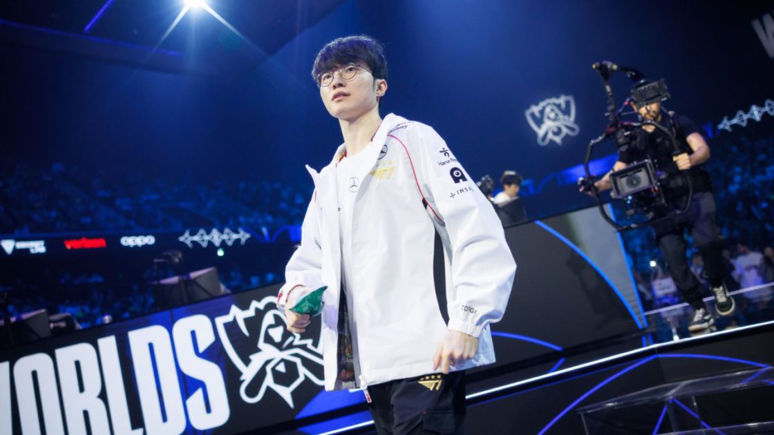 Na foto, o T1 Faker no Worlds 2024