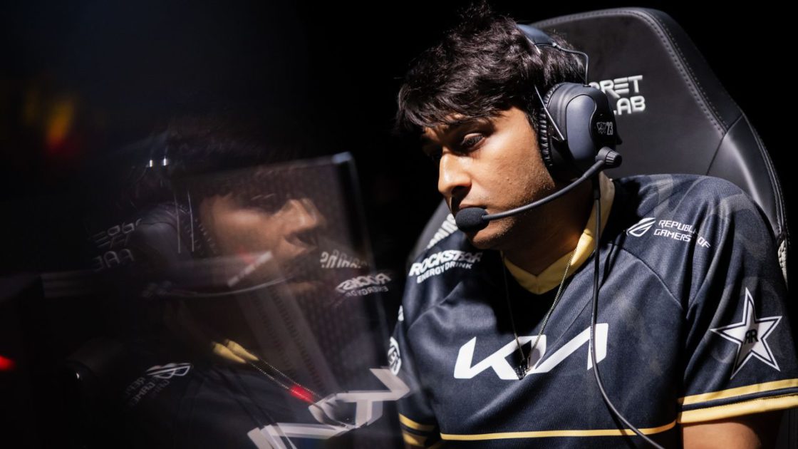 Na foto, o Dhokla na sua época da NRG