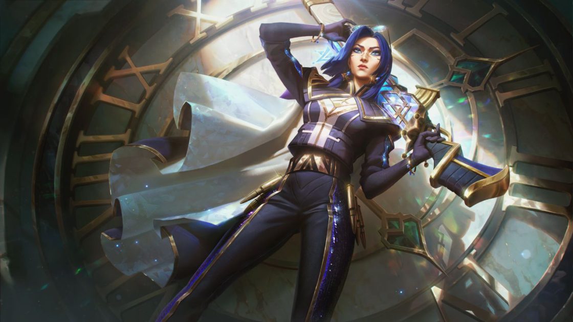 Imagem da skin Caitlyn Comandante de Prestígio no LoL