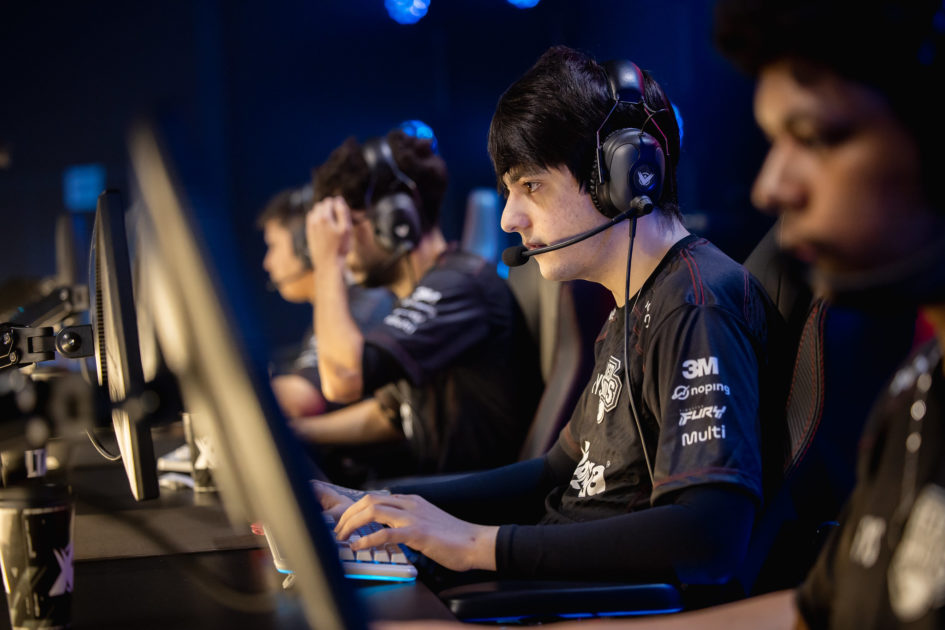 Aegis jogando pela RED Canids na LTA Sul 2025.