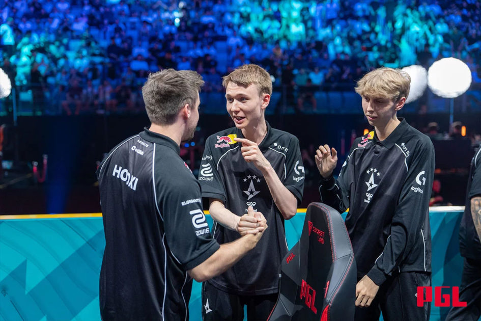 Imagem da Astralis na PGL AStana 2025