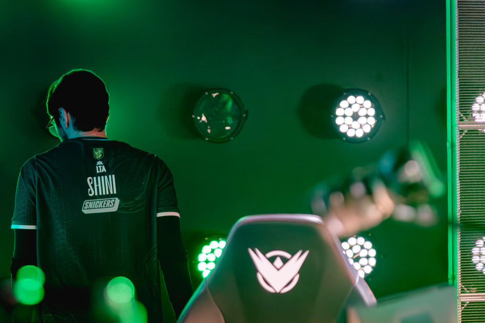 Foto de Shini, após eliminação na LTA Sul 2025 2º Split.