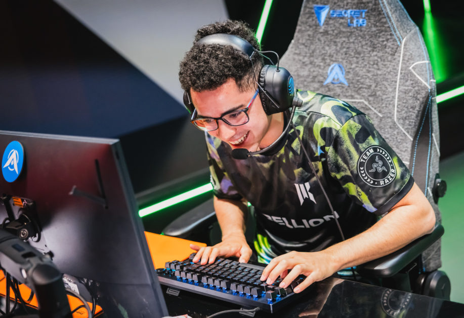 Foto de Ceos jogando pela Shopify Rebellion.