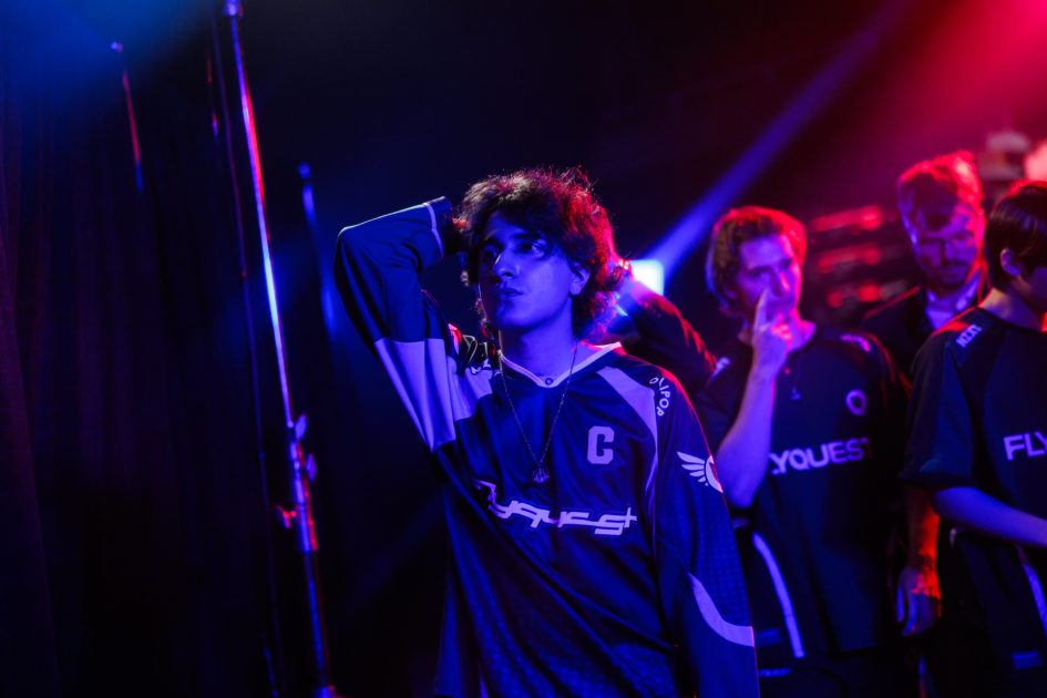 Foto de Massu representando a FlyQuest no MSI 2025.
