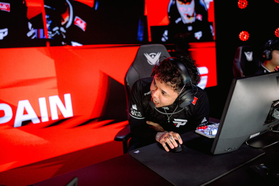 Foto de titaN jogando pela paiN Gaming.
