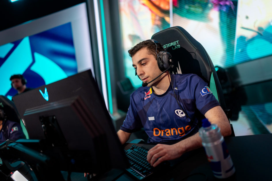 Foto de Vladi representando a Karmine Corp.