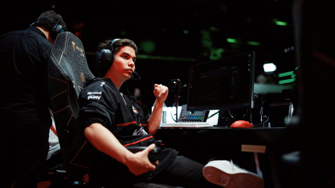 Foto do DOOM representando a RED Canids.