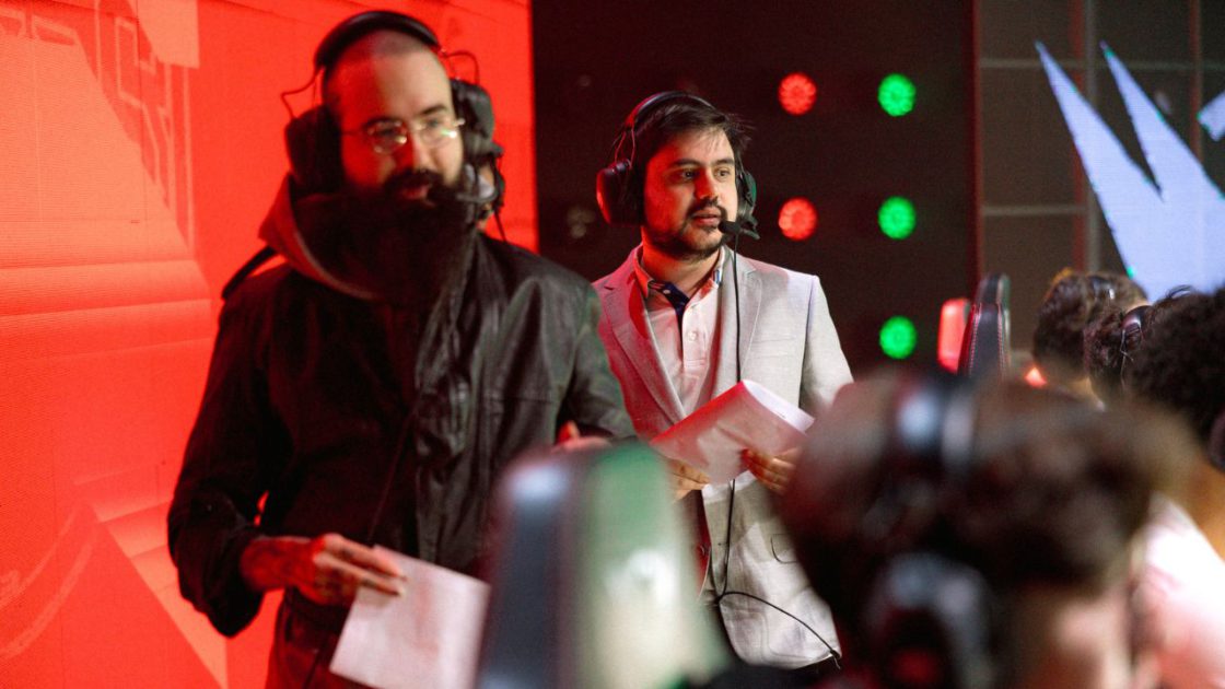 Na foto, Tockers, técnico da RED Canids