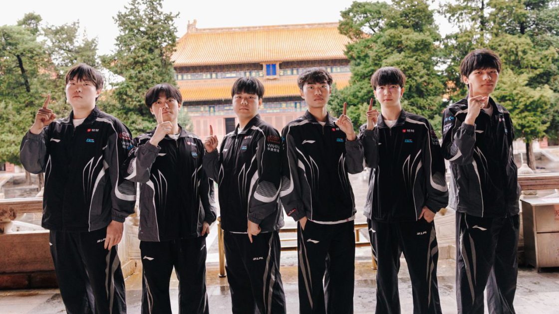 Imagem da BLG no Worlds 2025