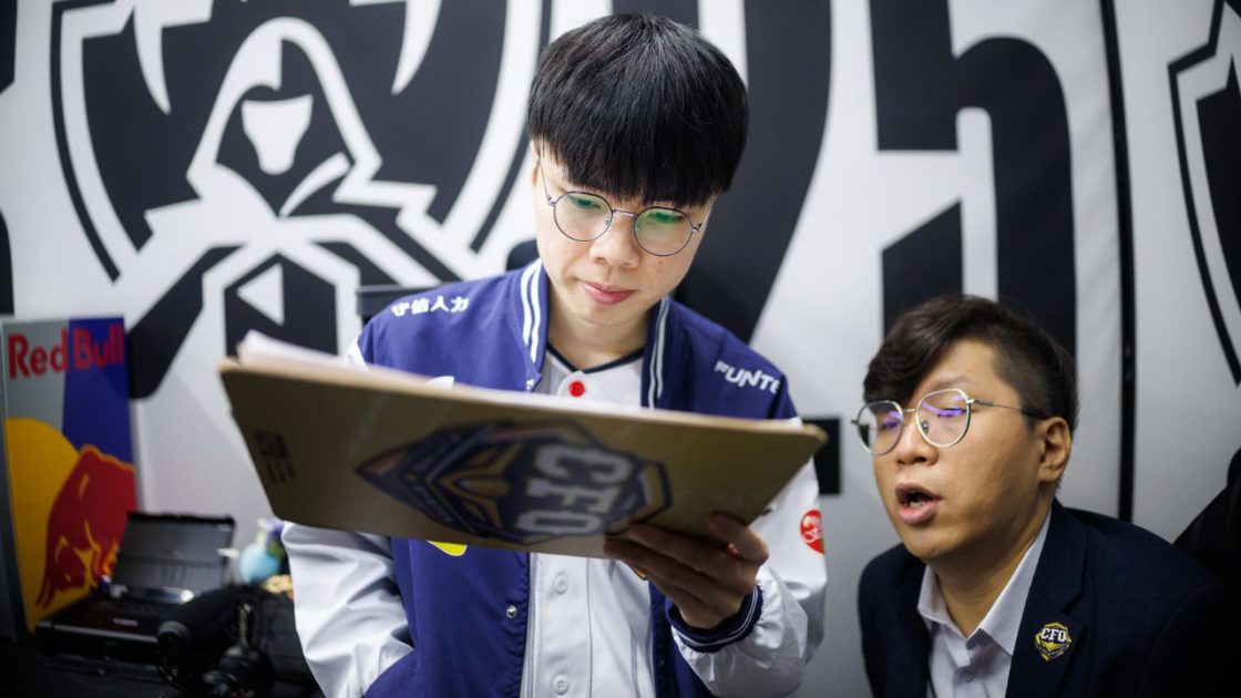 Foto de Kaiwing, suporte da CFO.