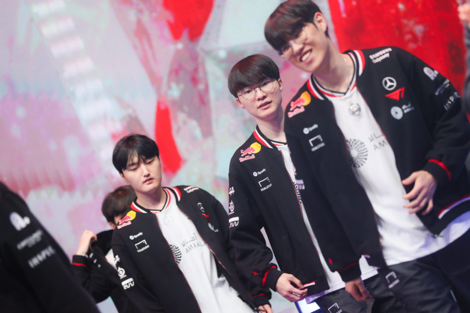 Oner e Faker em partida — Foto: Reprodução/KeSPA.