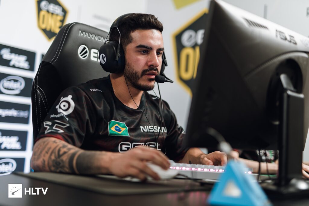 COLDZERA JOGA PELA PRIMEIRA VEZ VALORANT 