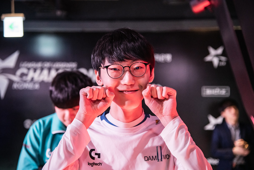 VAZARAM os SALÁRIOS QUE o FAKER E VÁRIOS JOGADORES DA LCK GANHAM! 