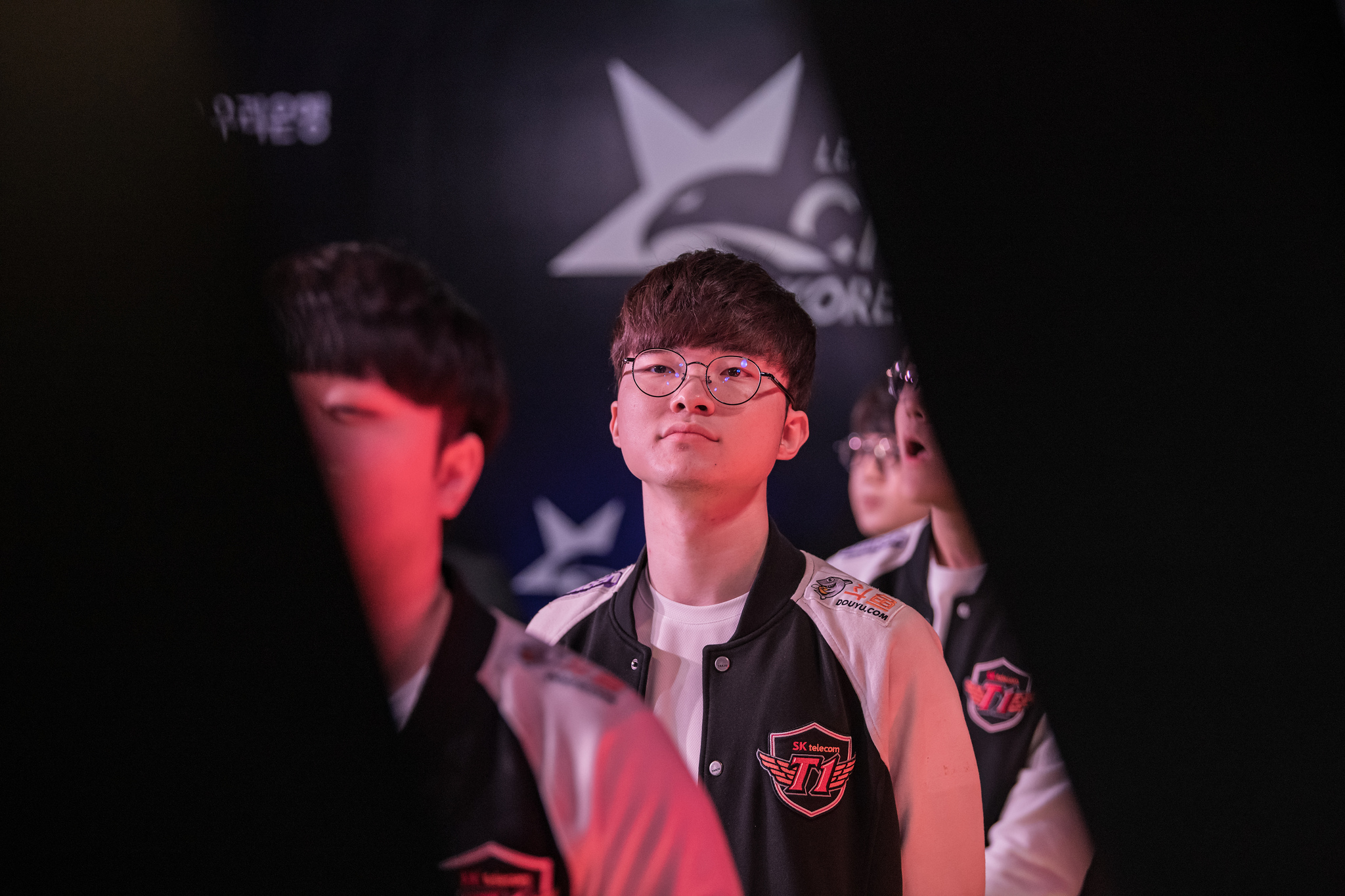 Astro do LoL, Faker bate recorde e reúne 245 mil pessoas em stream