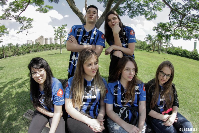 Grrrls League 