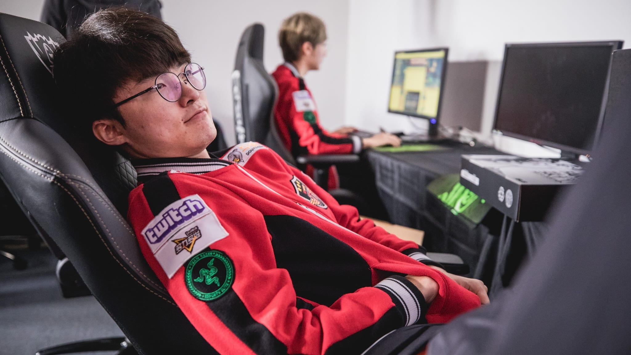 LoL: Faker recebeu proposta de US$ 20 milhões por ano para jogar na China -  Mais Esports