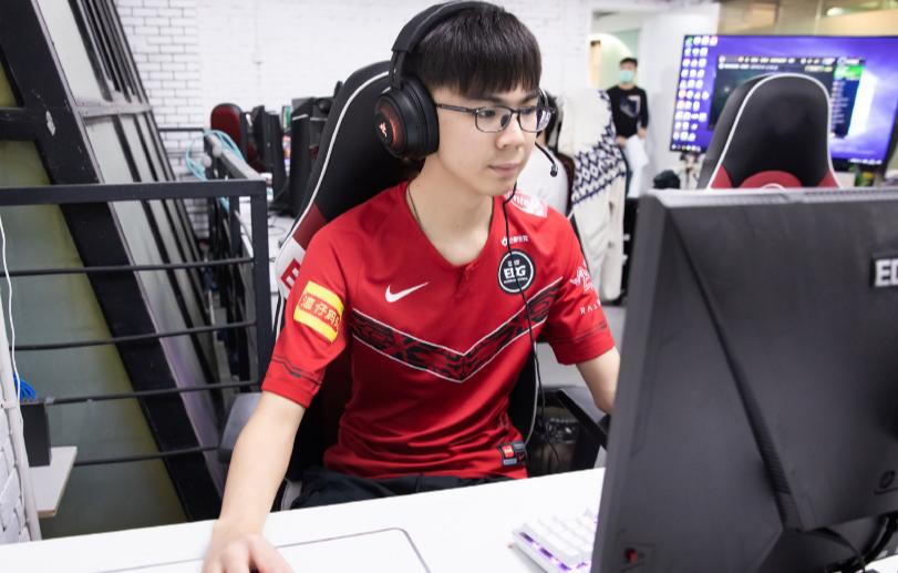 Worlds 2021: Com RNG vs EDG, veja os confrontos dos playoffs do