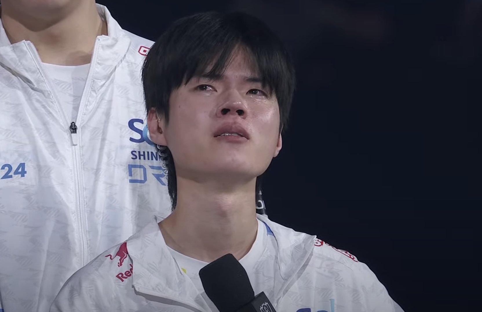 Final do Worlds 2022: Deft chora com 1º título: Era sonho, mas agora eu  consegui, lol