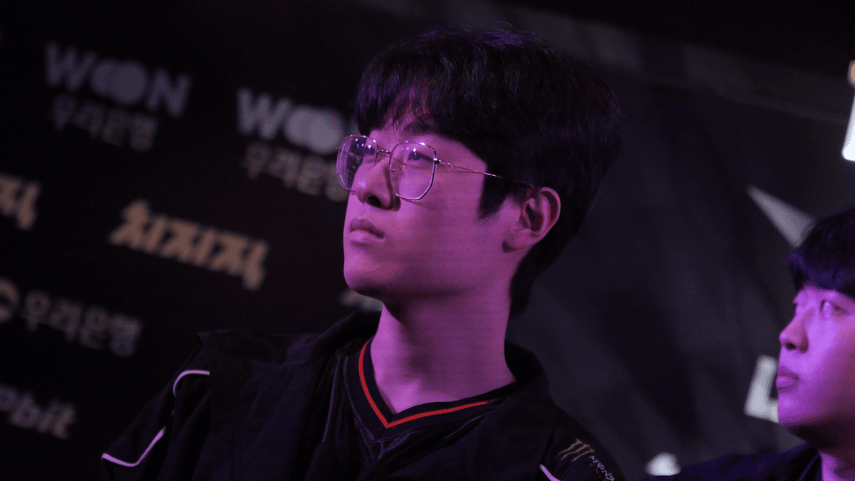 LCK 2026: “Muitas vezes senti vontade de falar”, diz HLE Zeus