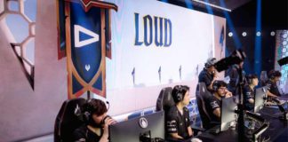 Imagem da LOUD no palco do CBLOL 2026